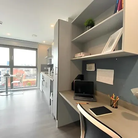 Student-Only Comfortable Studios & Private Ensuites At Little Patrick Street In Belfast Exterior photo