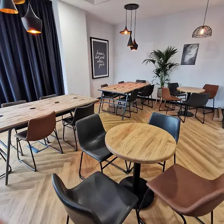 Student-Only Comfortable Studios & Private Ensuites At Little Patrick Street In Belfast Exterior photo
