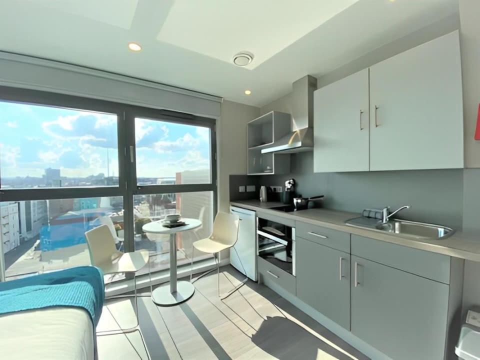 Apartment Student-Only Comfortable Studios & Private Ensuites At Little Patrick Street In Belfast Belfast